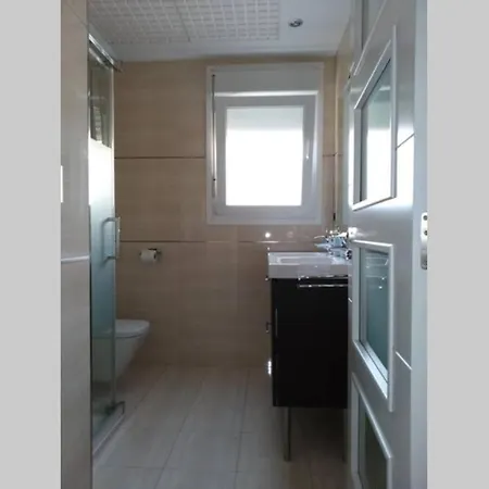 Comodo, Bien Ubicado Parking Gratis Apartment