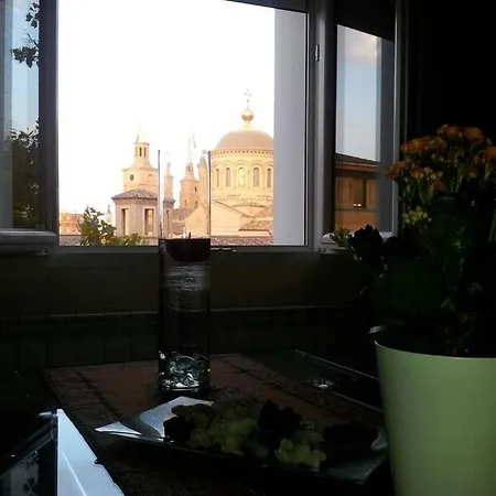 Comodo, Bien Ubicado Parking Gratis *