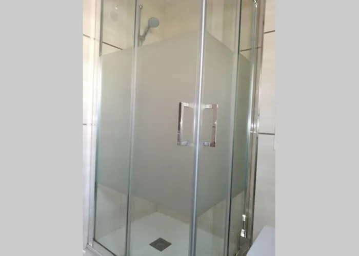 Comodo, Bien Ubicado Parking Gratis Lejlighed