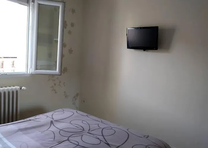 Comodo, Bien Ubicado Parking Gratis