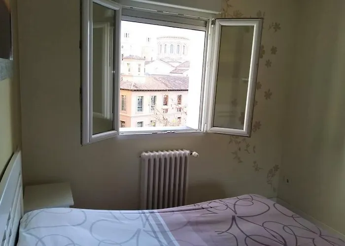 Comodo, Bien Ubicado Parking Gratis